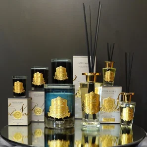 Geurkaars Private Club 75gr goud 25 branduren - Cote Noire - Afbeelding 4